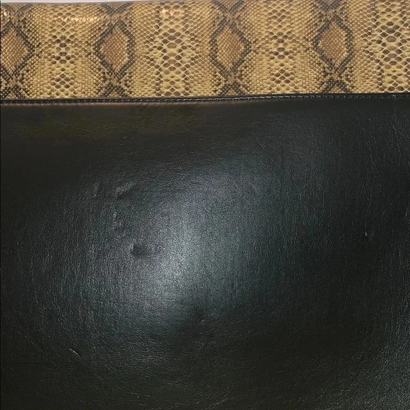 IMAN CLUTCH - Picture 3 of 8